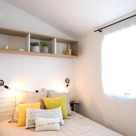 Campingplatz Mobil-home Spacieux Avec Terrasse Pour 8 Personnes - Api-1-52-1168 Saint-Jean-de-Monts