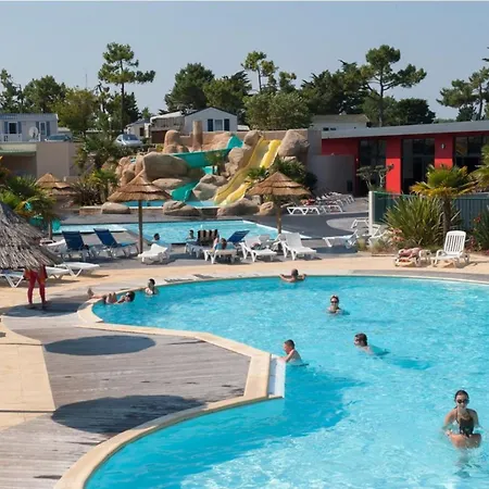 Campingplads Mobil-home Spacieux Avec Terrasse Pour 8 Personnes - Api-1-52-1168