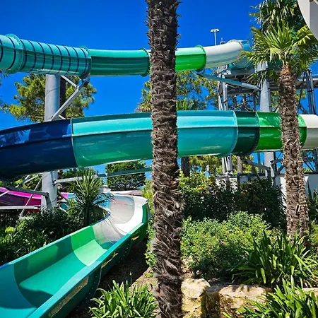 Campingplads Mobil-home Spacieux Avec Terrasse Pour 8 Personnes - Api-1-52-1168