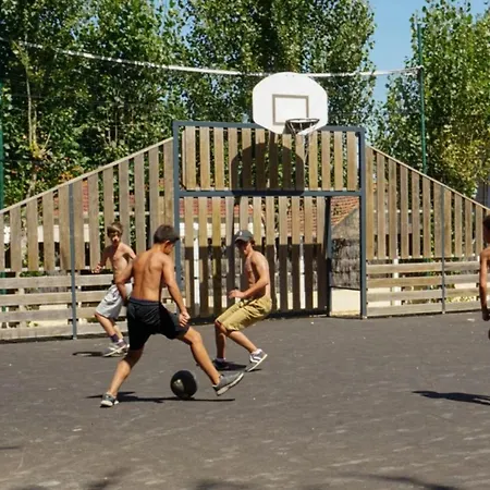 Mobil-home Spacieux Avec Terrasse Pour 8 Personnes - Api-1-52-1168 Saint-Jean-de-Monts