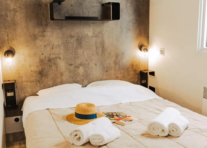 Mobil-home Spacieux Avec Terrasse Pour 8 Personnes - Api-1-52-1168 Campingplatz Saint-Jean-de-Monts