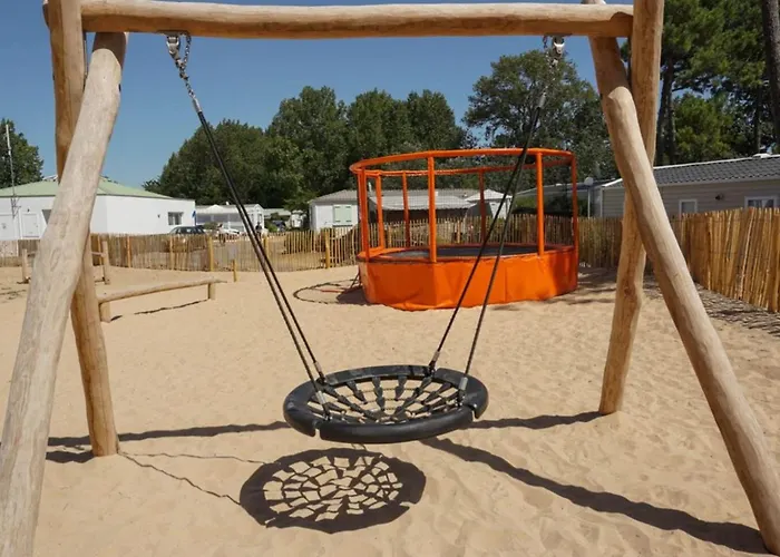 Mobil-home Spacieux Avec Terrasse Pour 8 Personnes - Api-1-52-1168 Saint-Jean-de-Monts